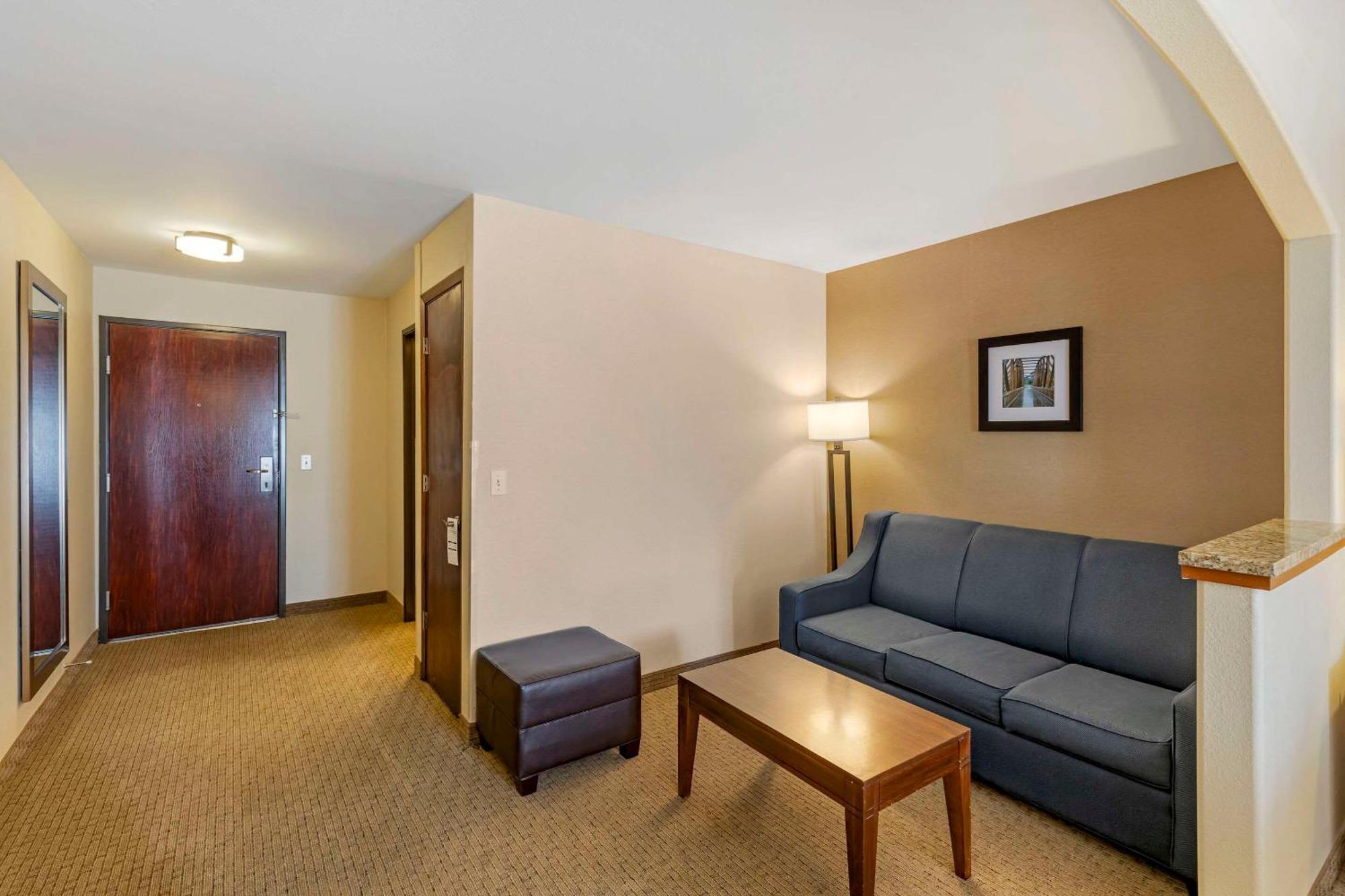 Comfort Inn & Suites Gillette Near Campbell Medical Center Ngoại thất bức ảnh